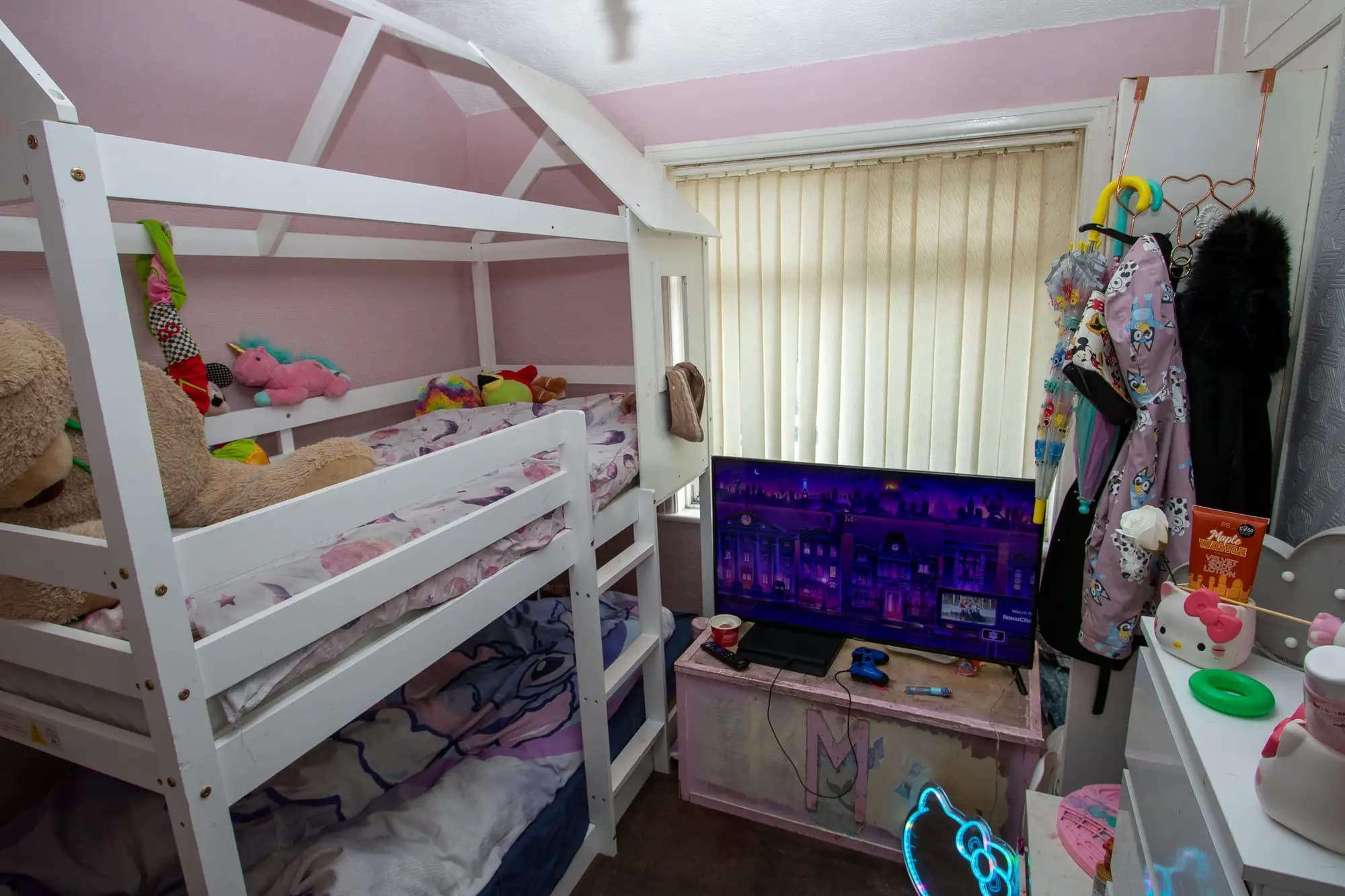 property photo 15 of 20