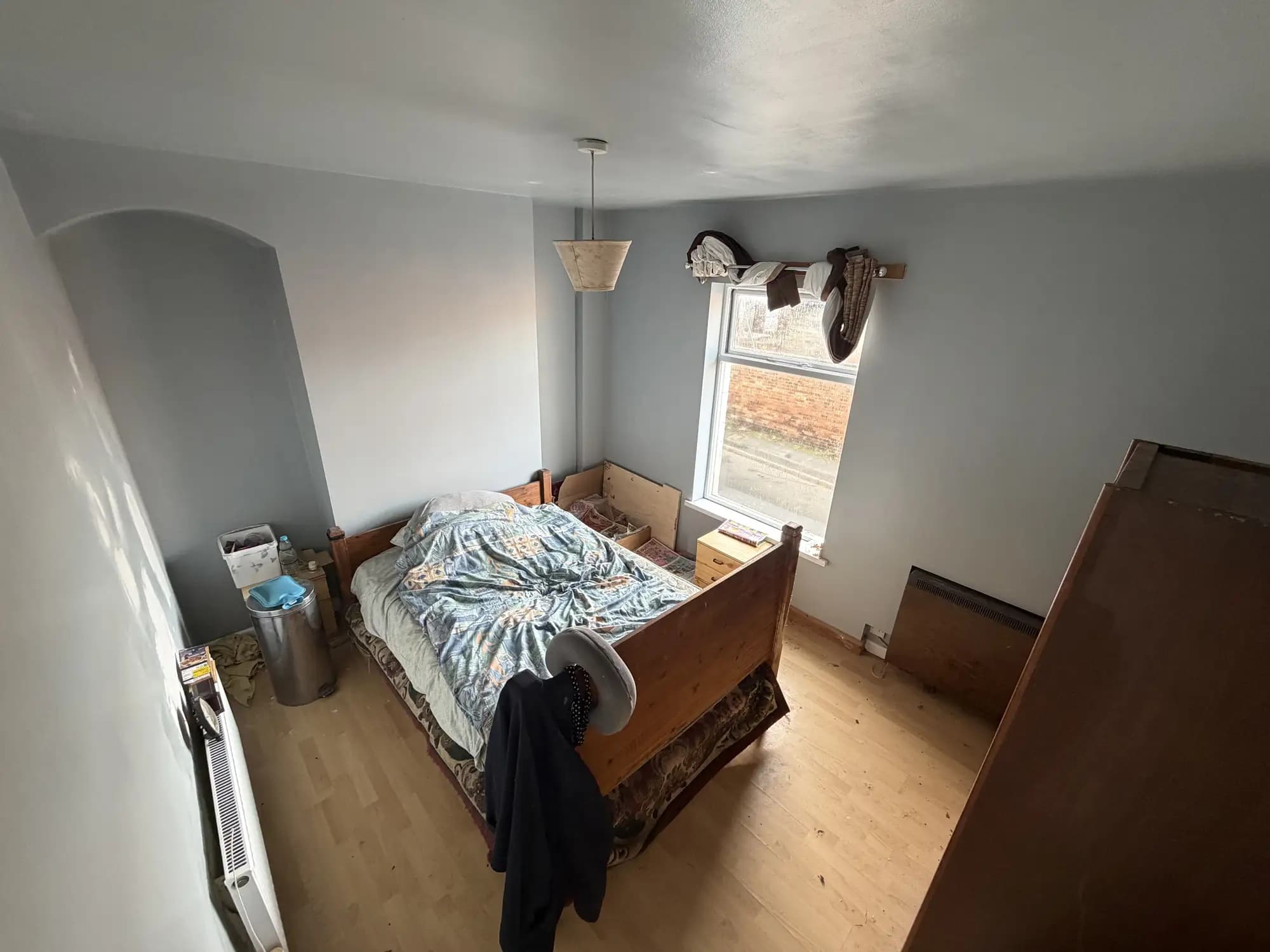 property photo 11 of 16