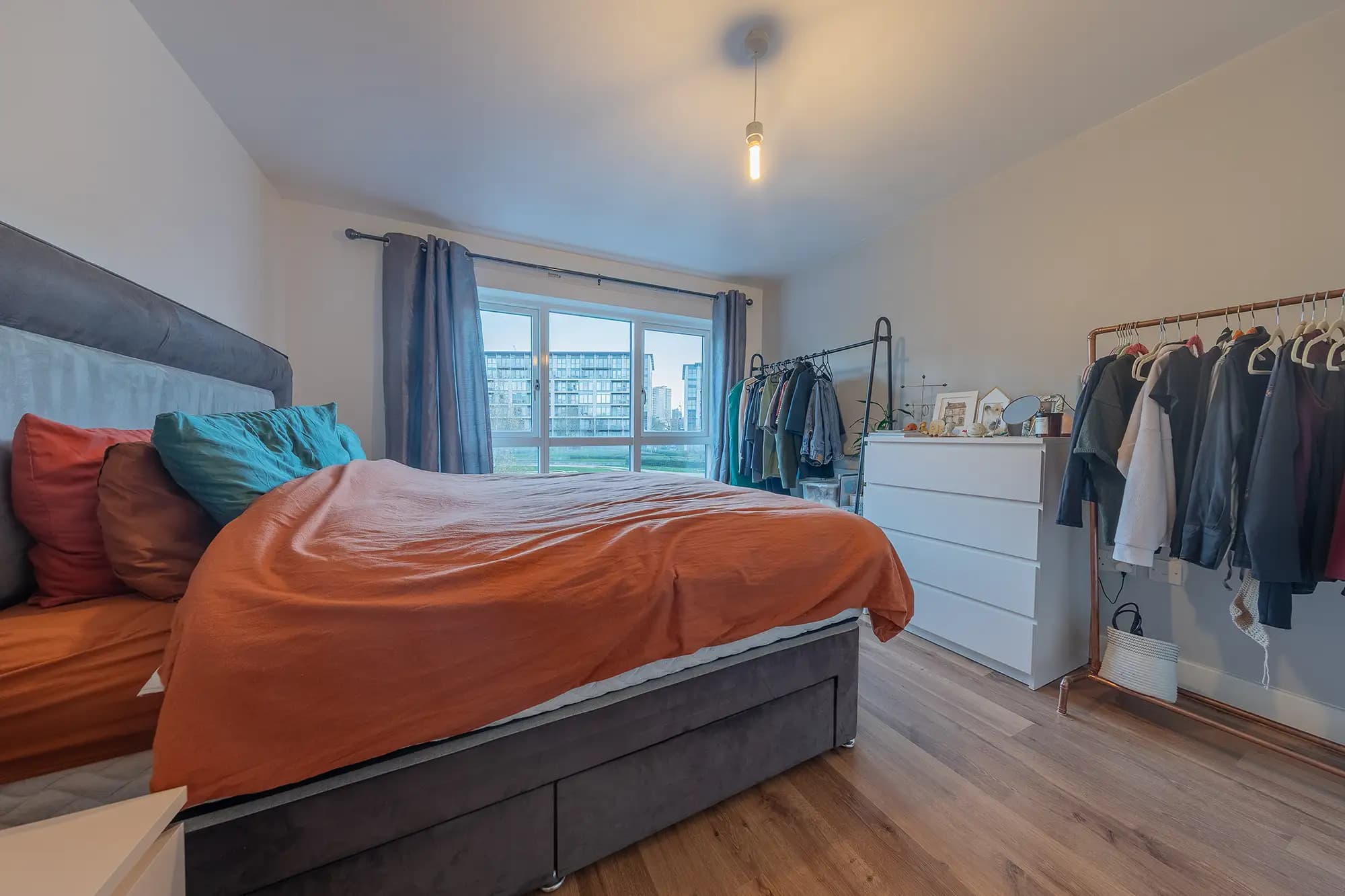 property photo 10 of 17