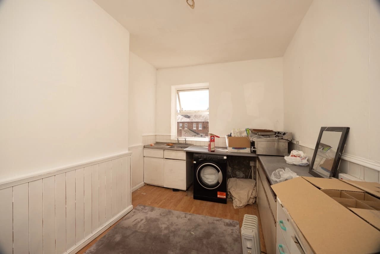 property photo 26 of 37