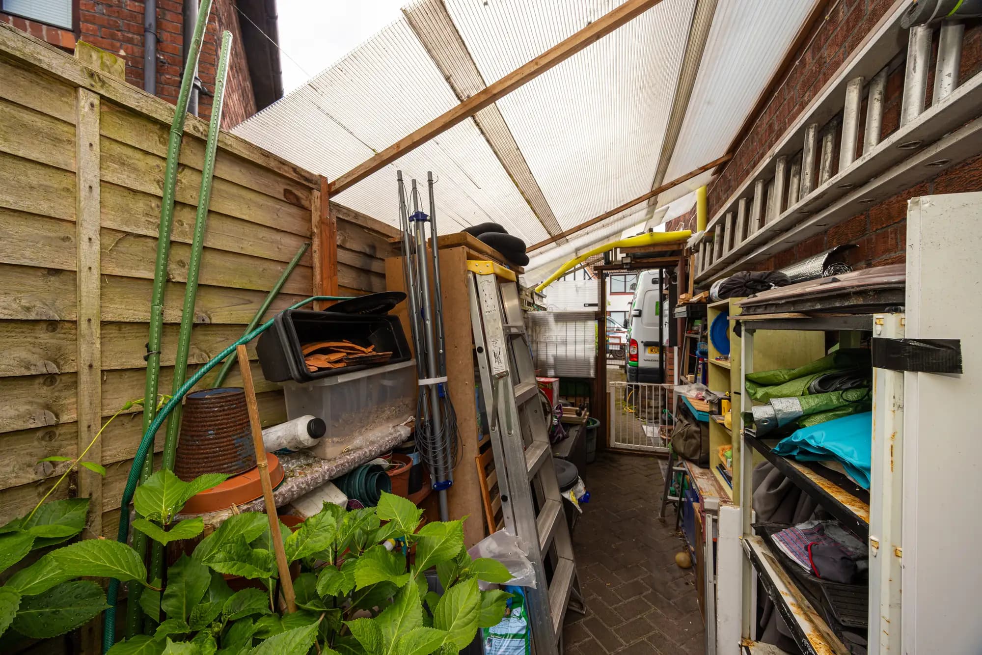 property photo 13 of 14