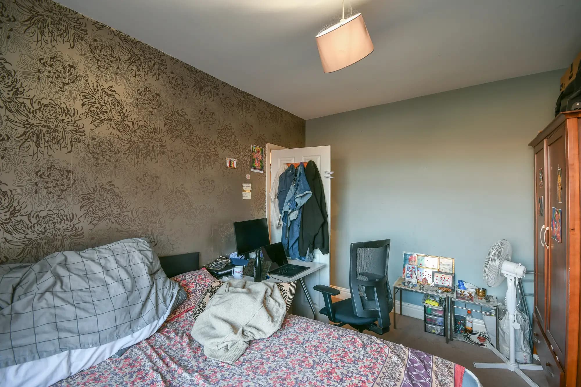 property photo 11 of 13