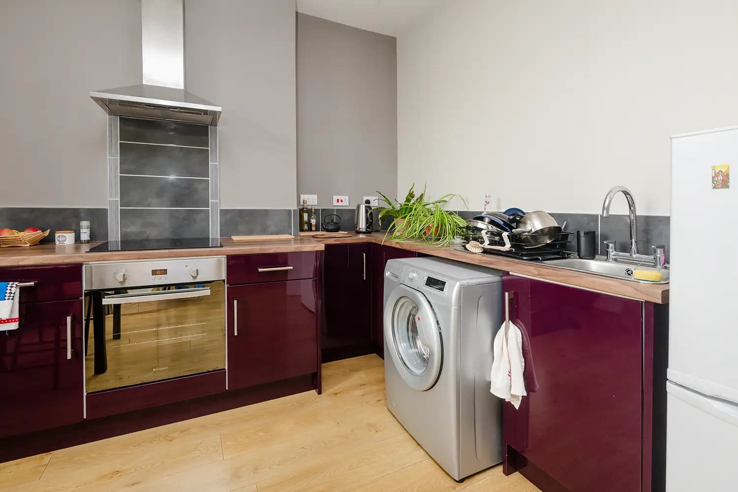 property photo 4 of 19