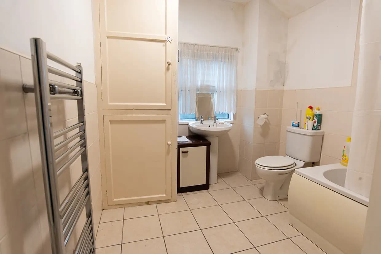 property photo 16 of 30