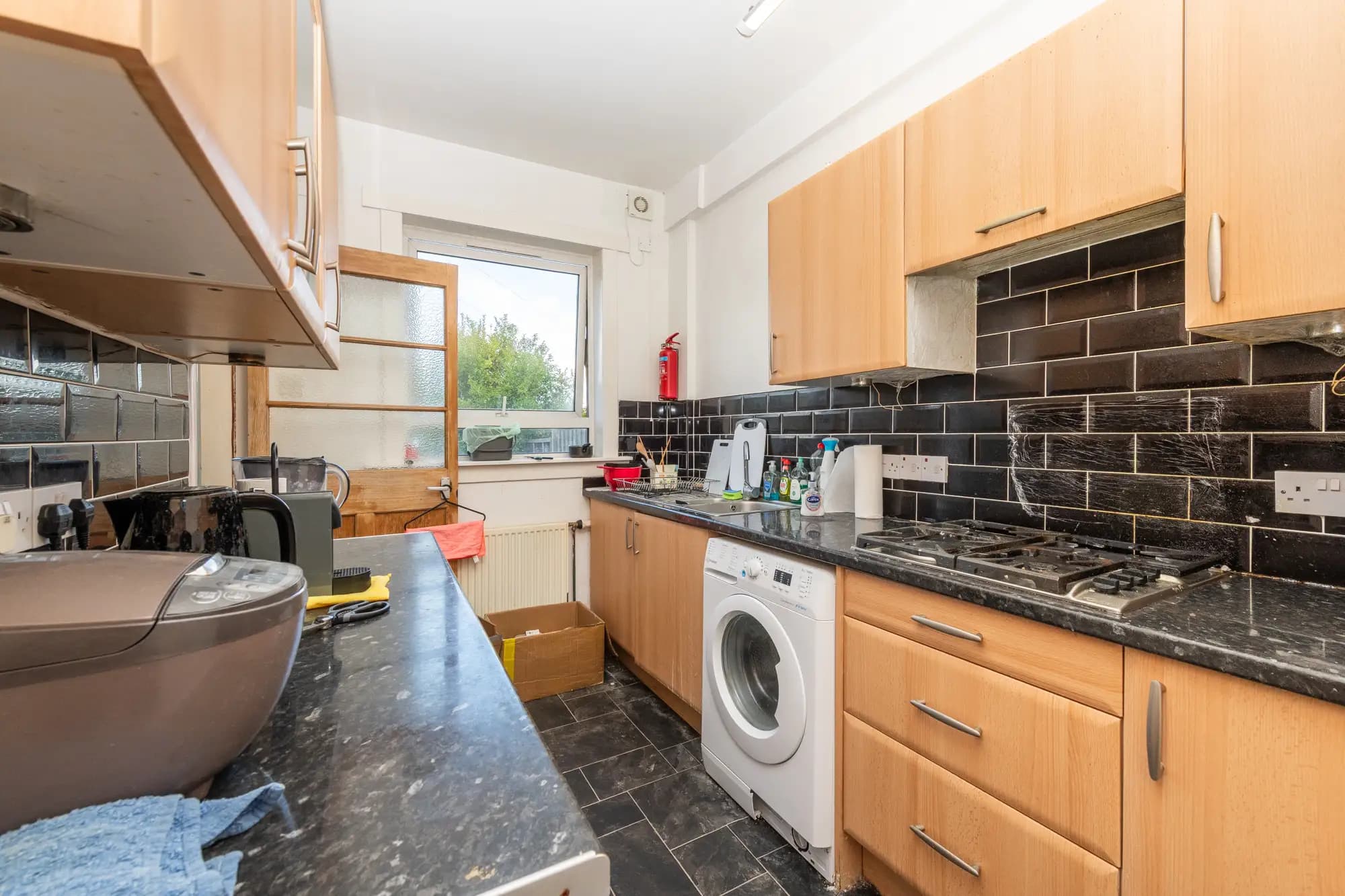 property photo 6 of 17