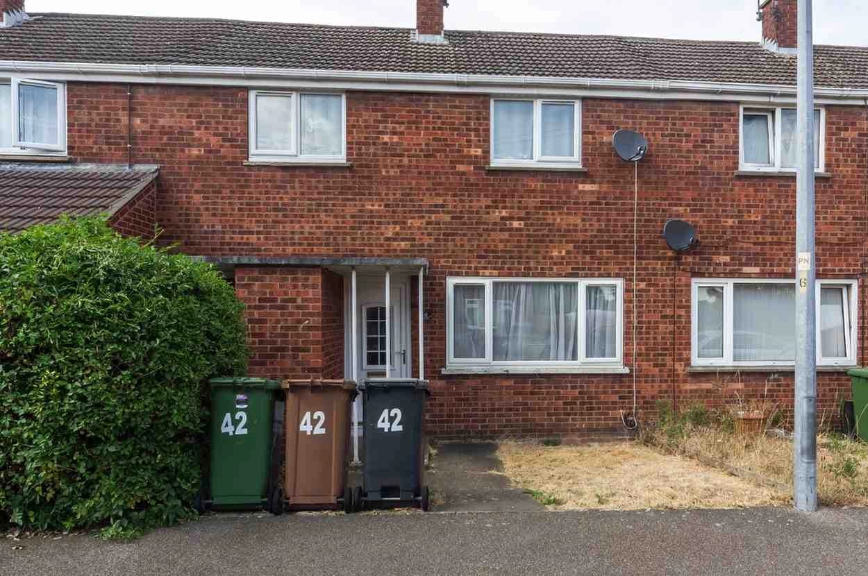 property photo 33 of 34