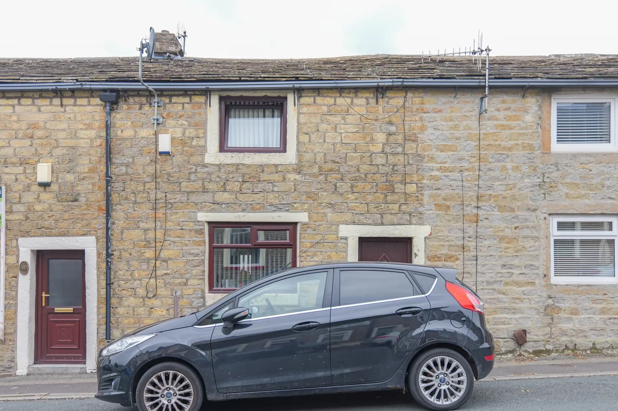 property photo 13 of 15