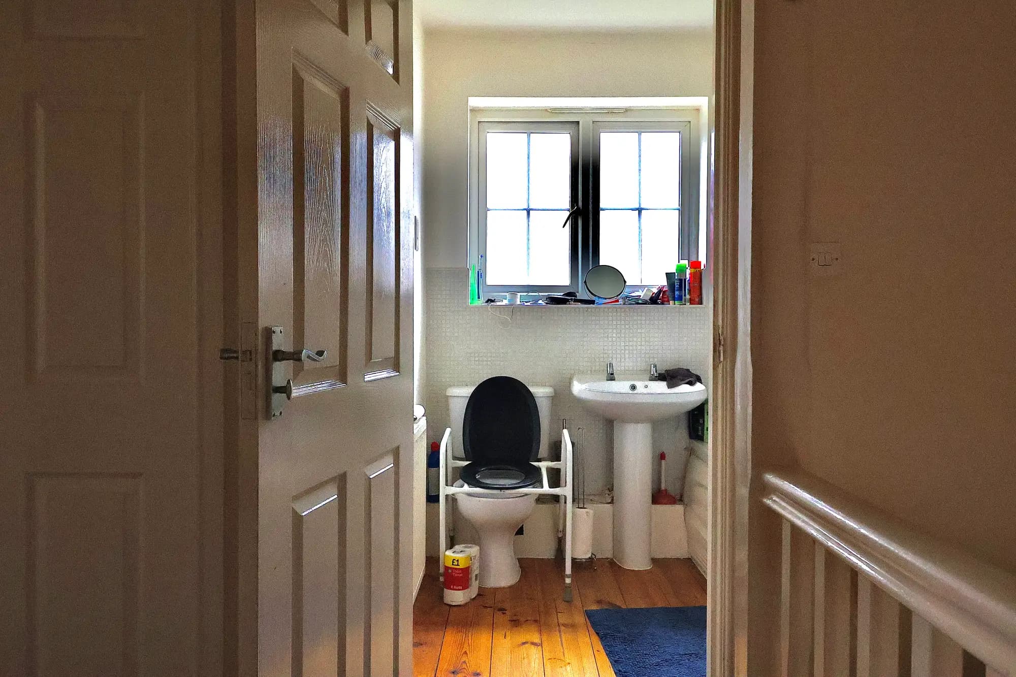 property photo 4 of 10