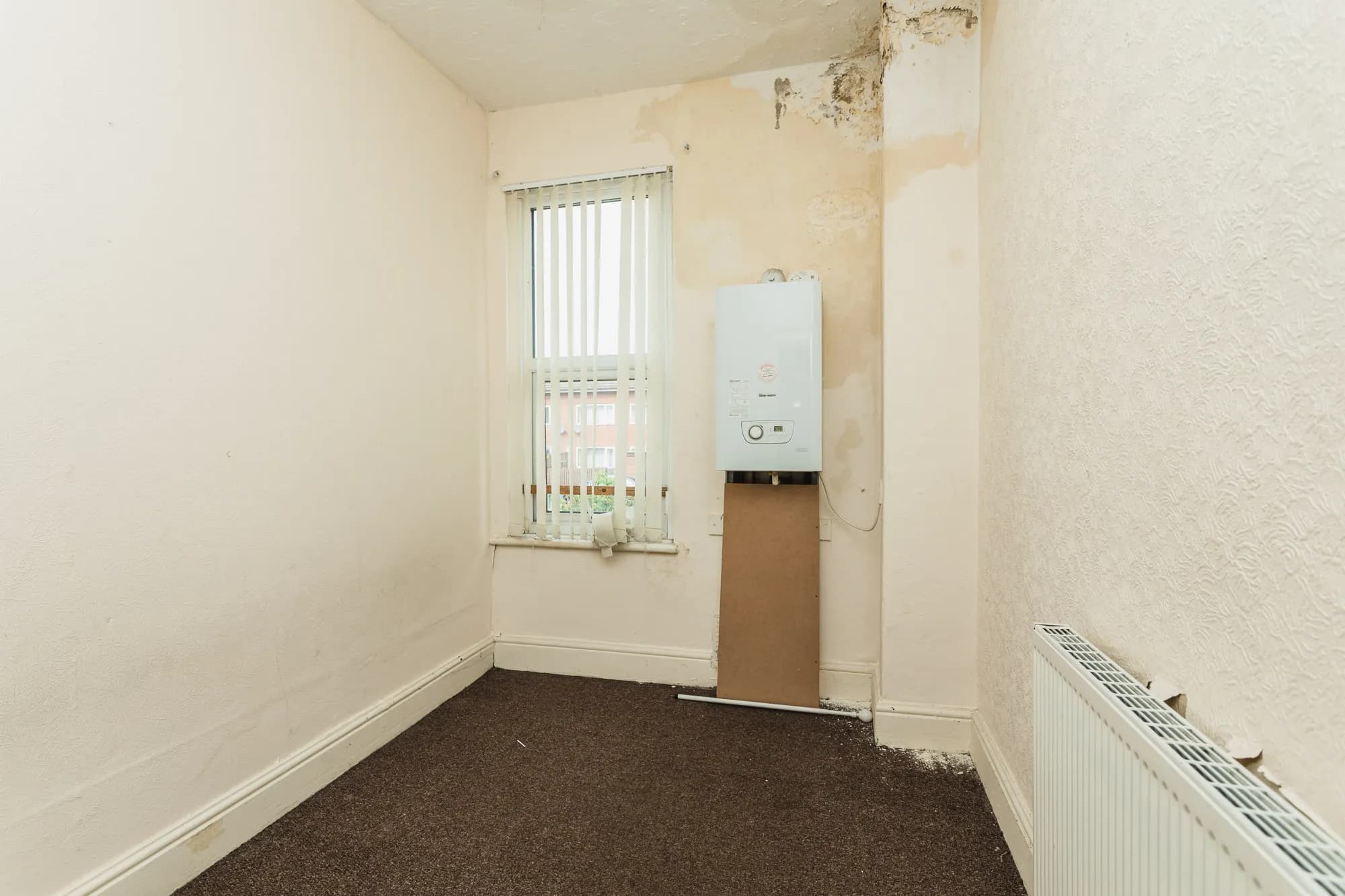 property photo 15 of 27