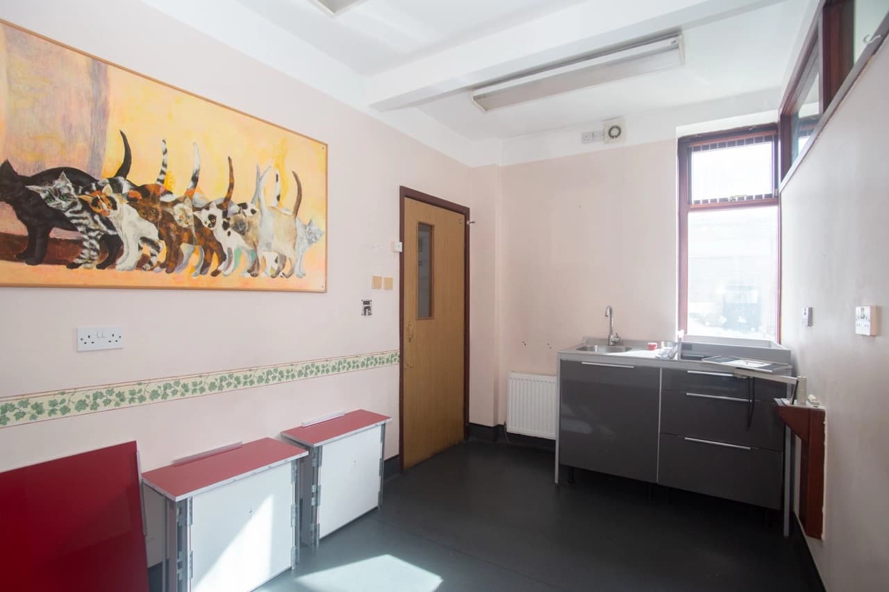 property photo 28 of 33