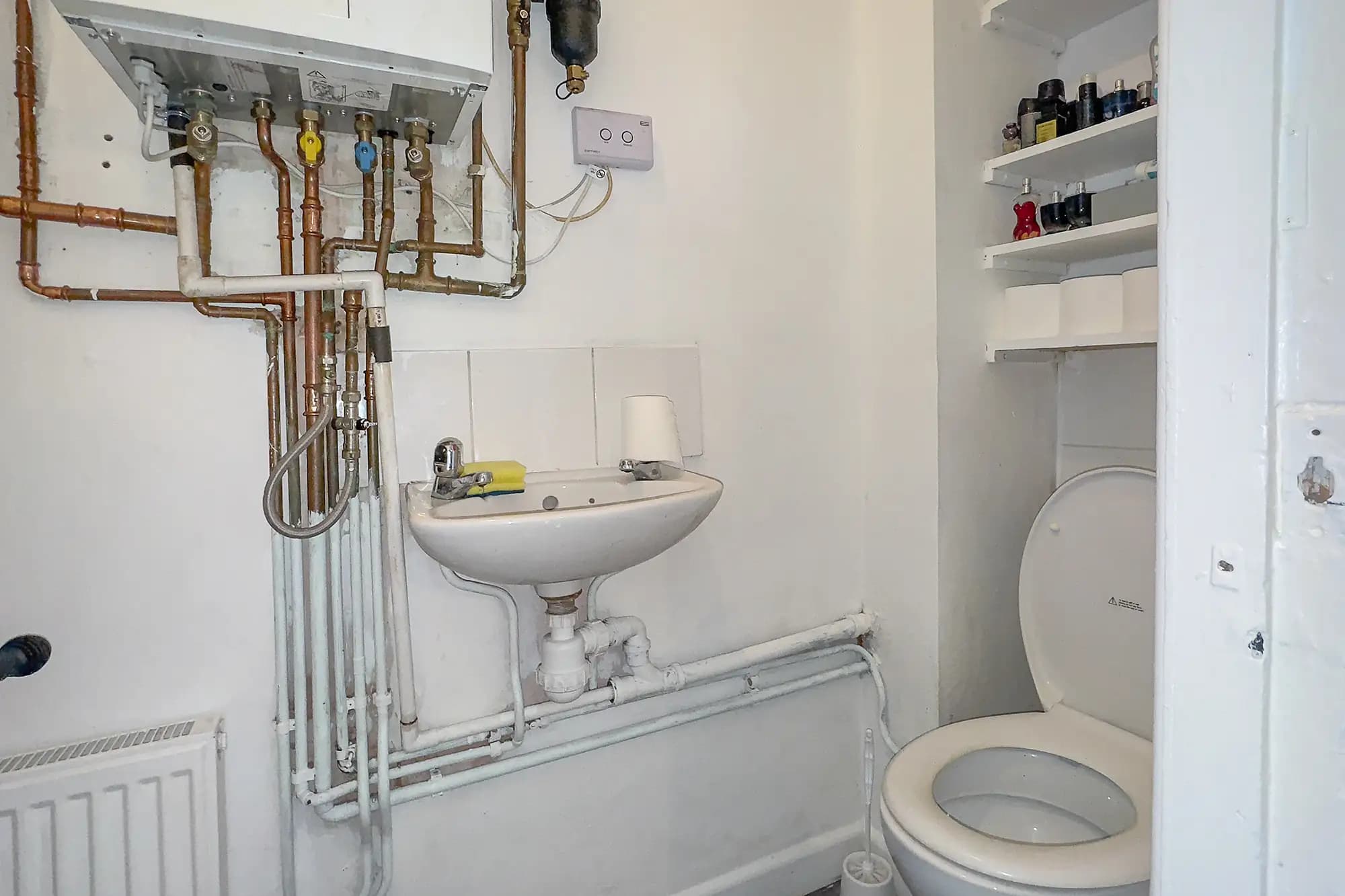 property photo 10 of 17