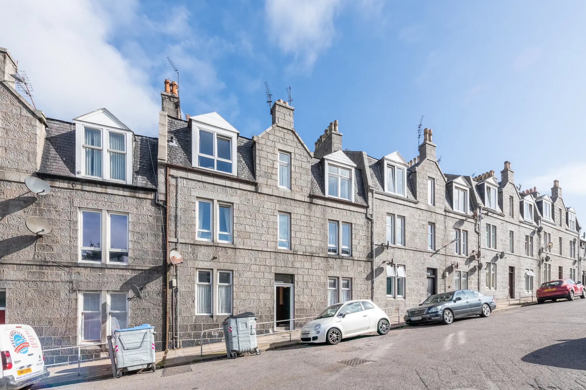 property photo 14 of 15