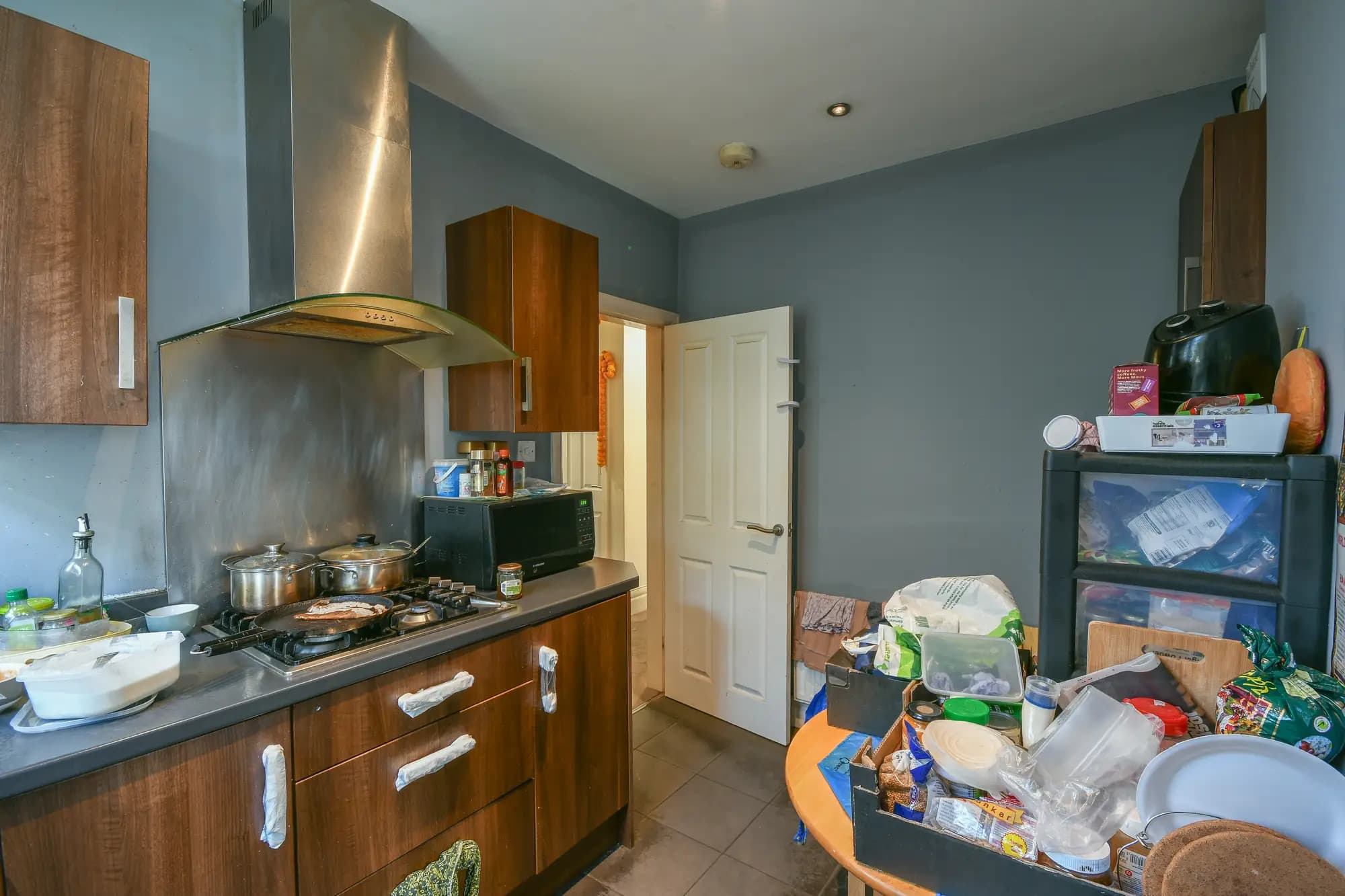 property photo 4 of 13