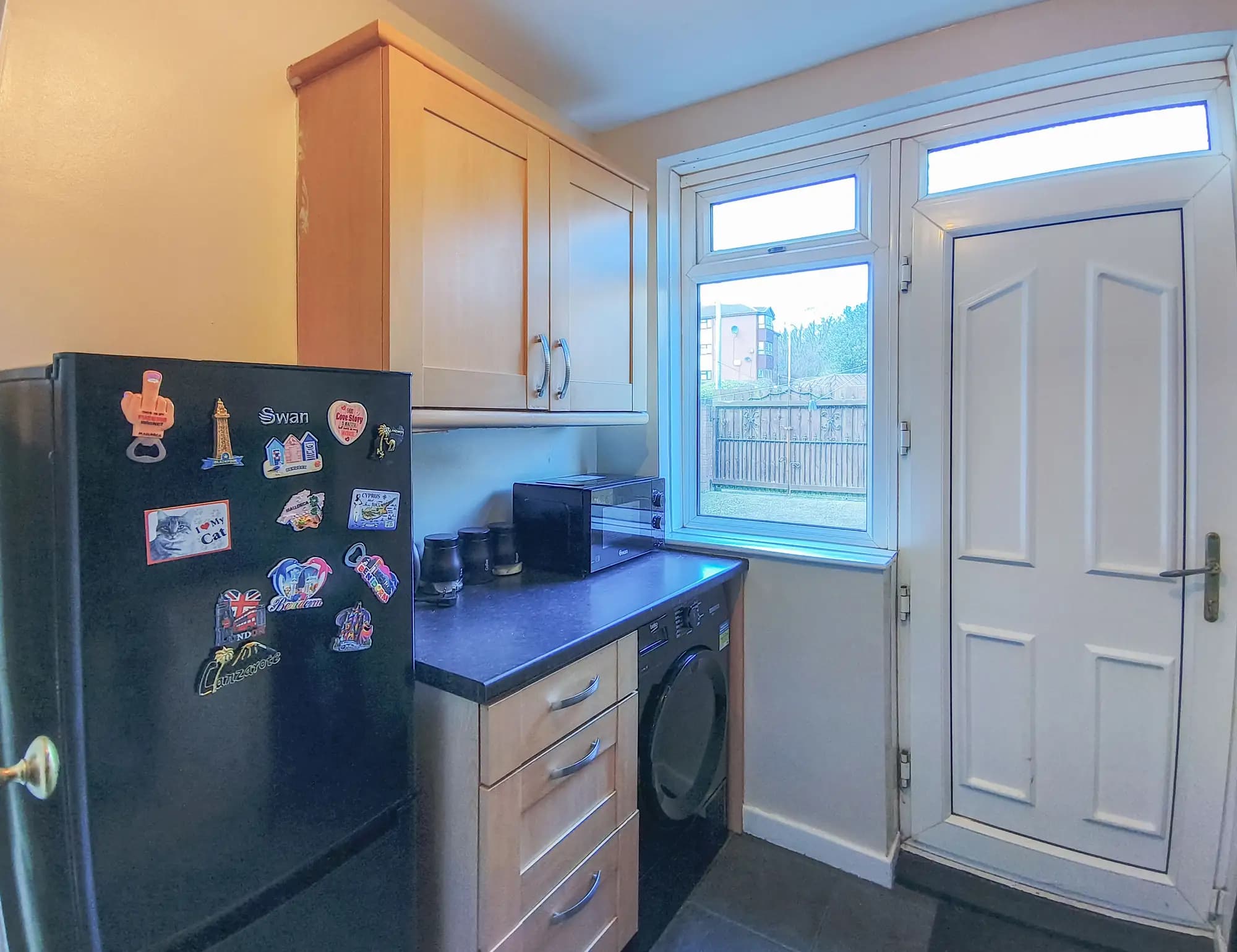 property photo 7 of 19