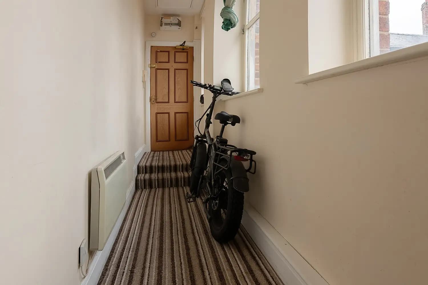 property photo 17 of 26