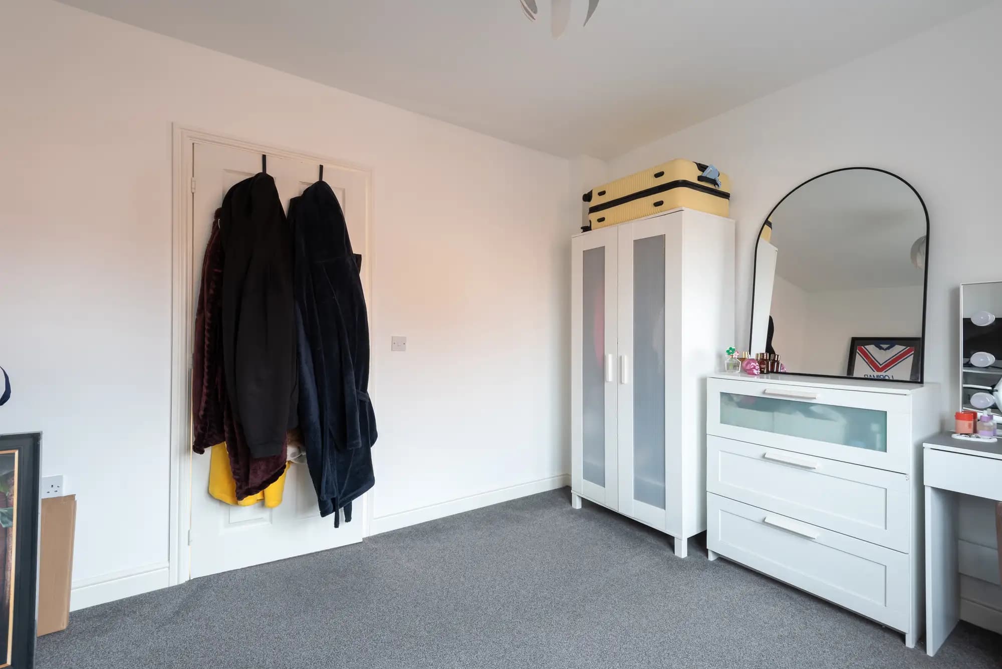 property photo 17 of 23