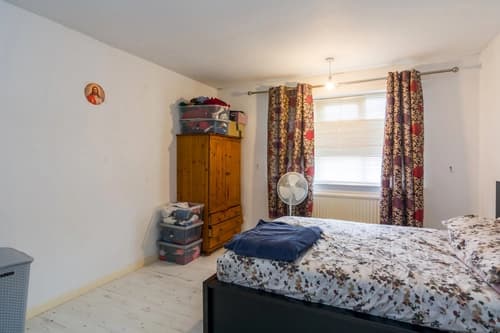 property photo 20 of 29