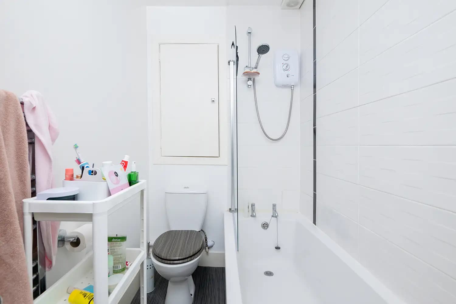 property photo 8 of 19