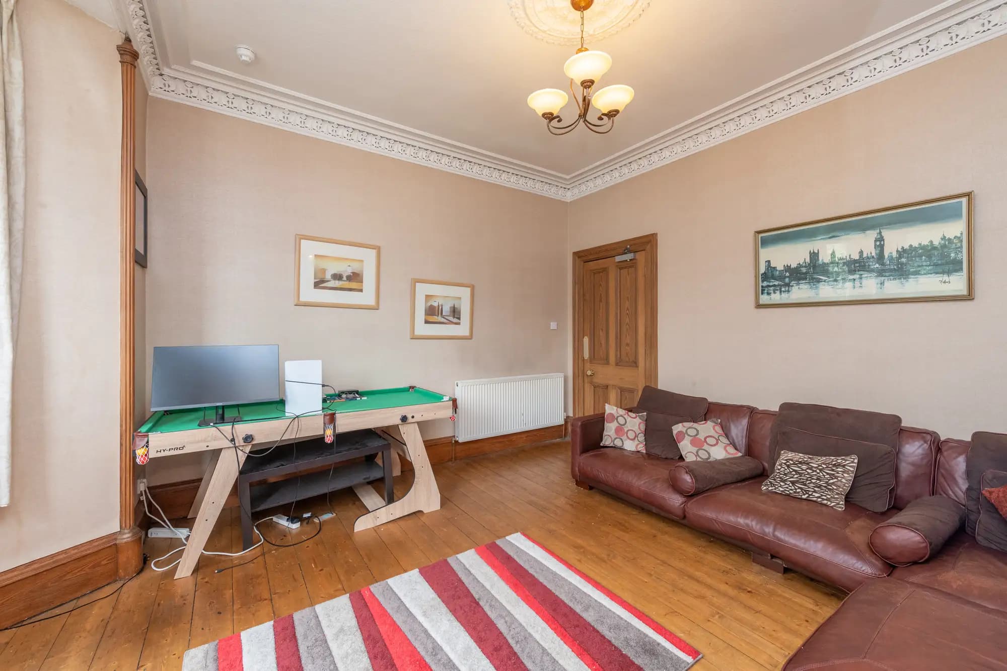 property photo 4 of 17