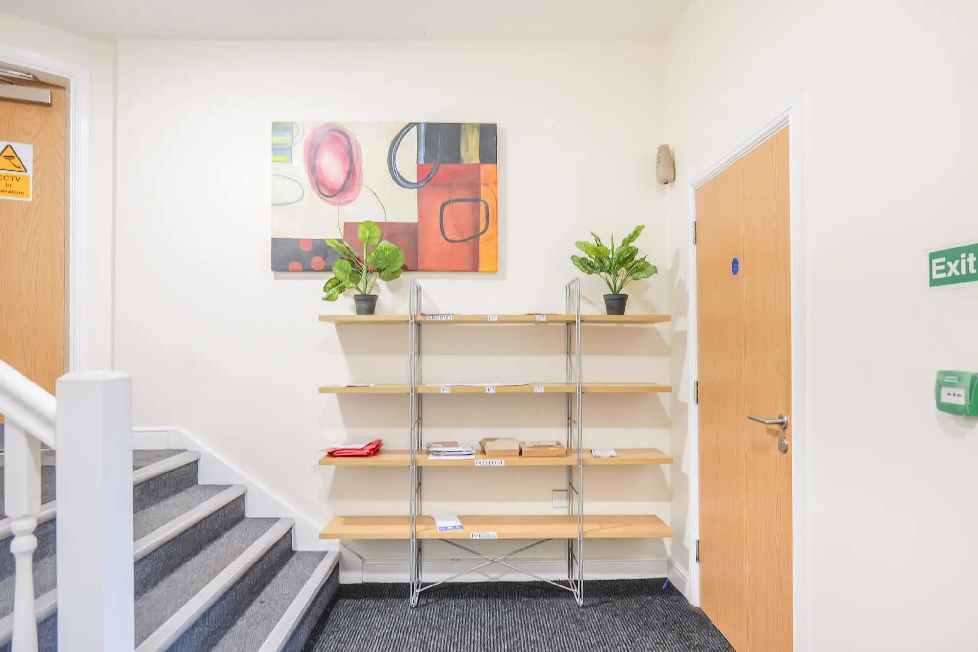 property photo 9 of 13