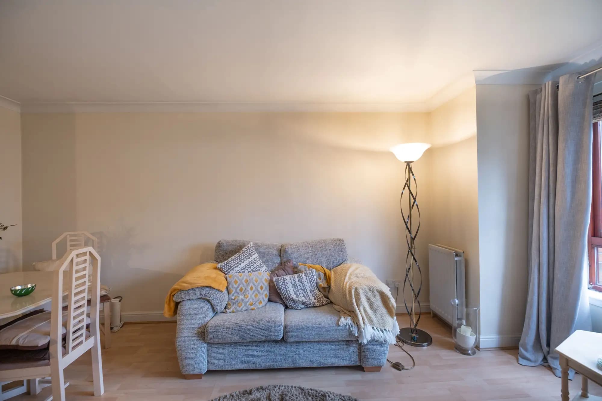 property photo 5 of 34