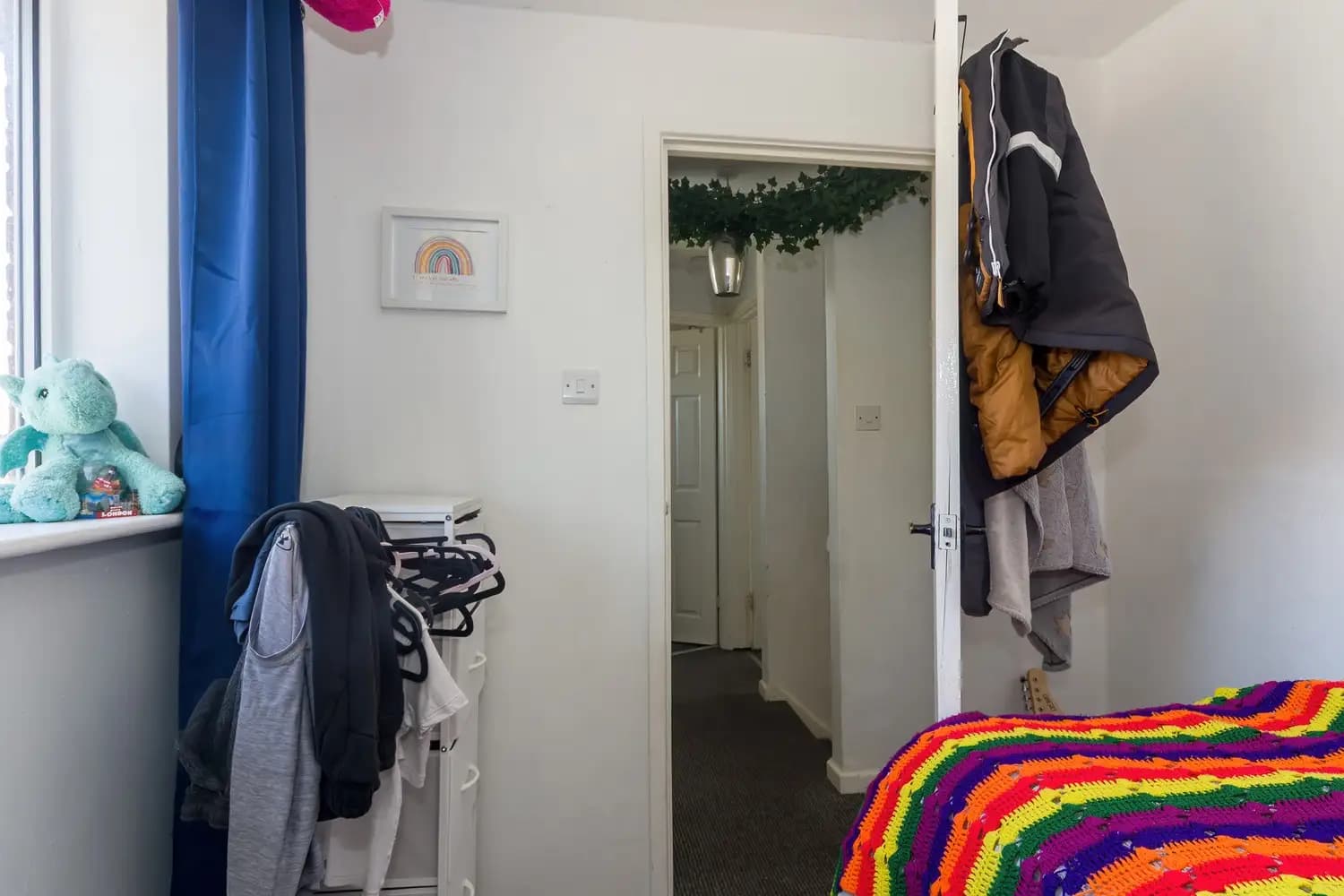 property photo 18 of 37