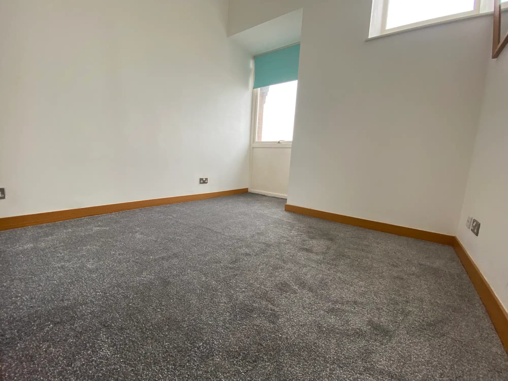 property photo 10 of 21