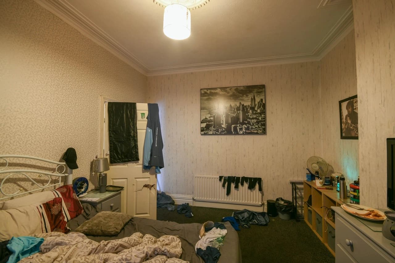 property photo 21 of 30