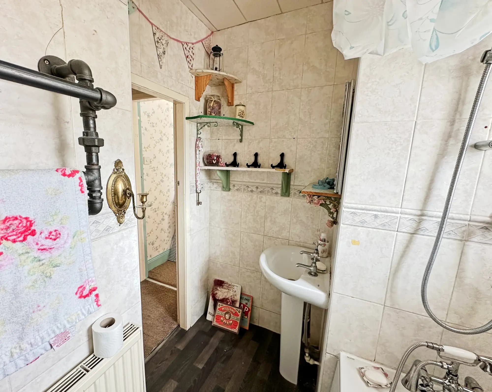 property photo 10 of 26