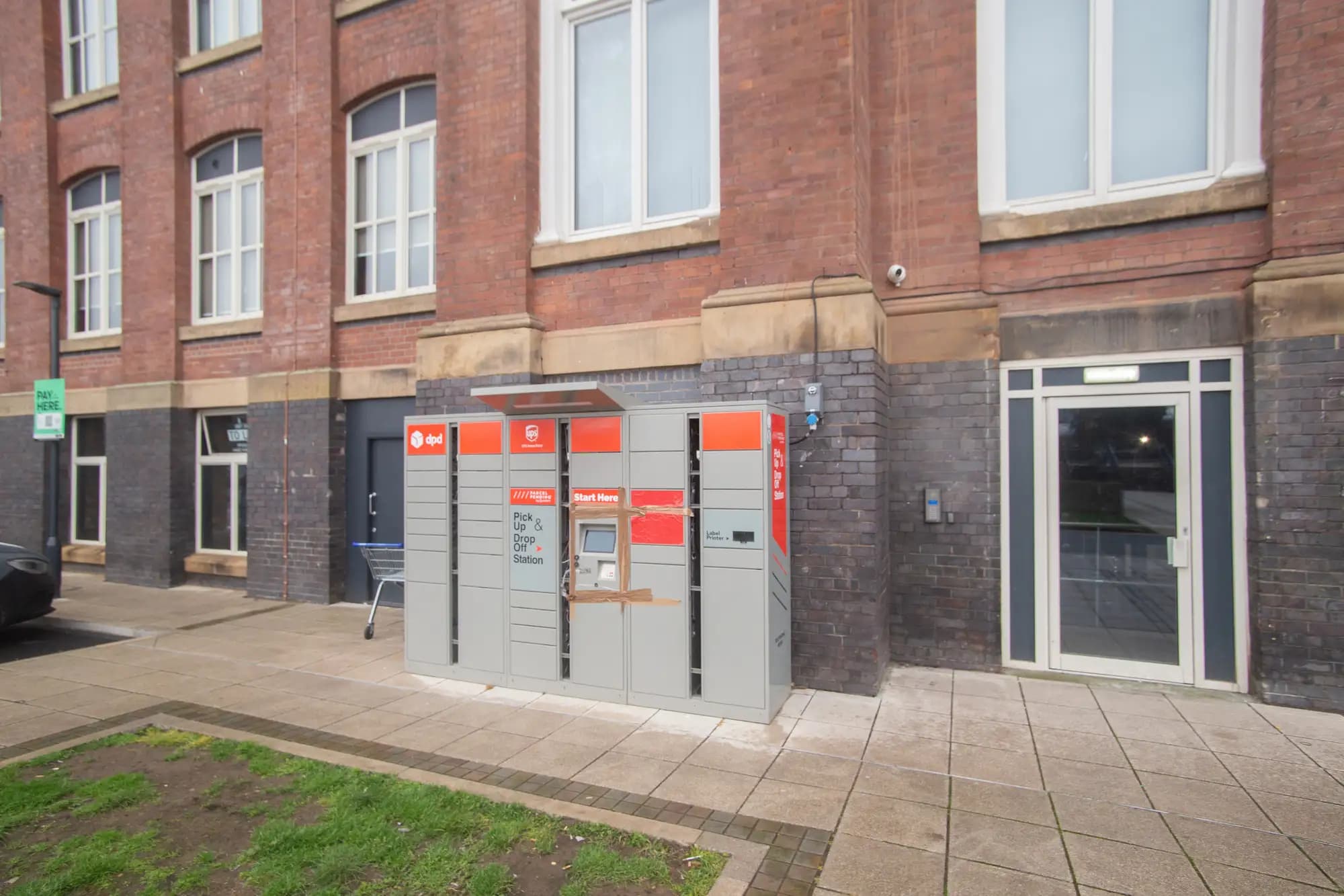 property photo 14 of 15