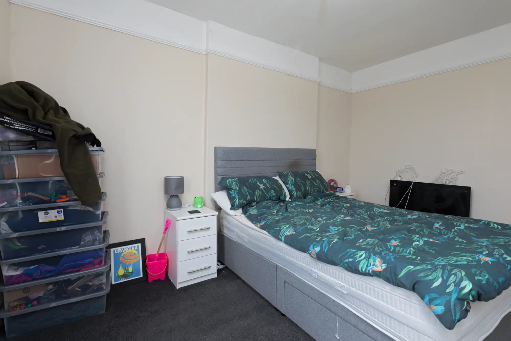 property photo 17 of 27