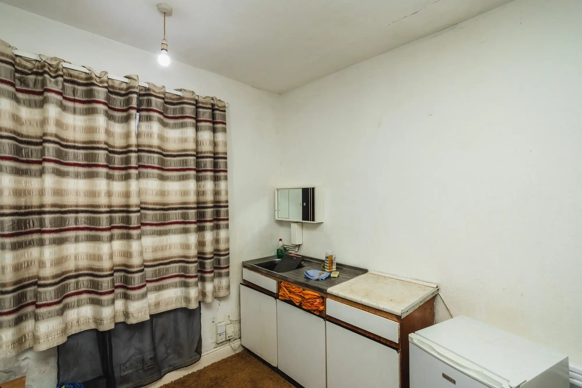 property photo 23 of 30