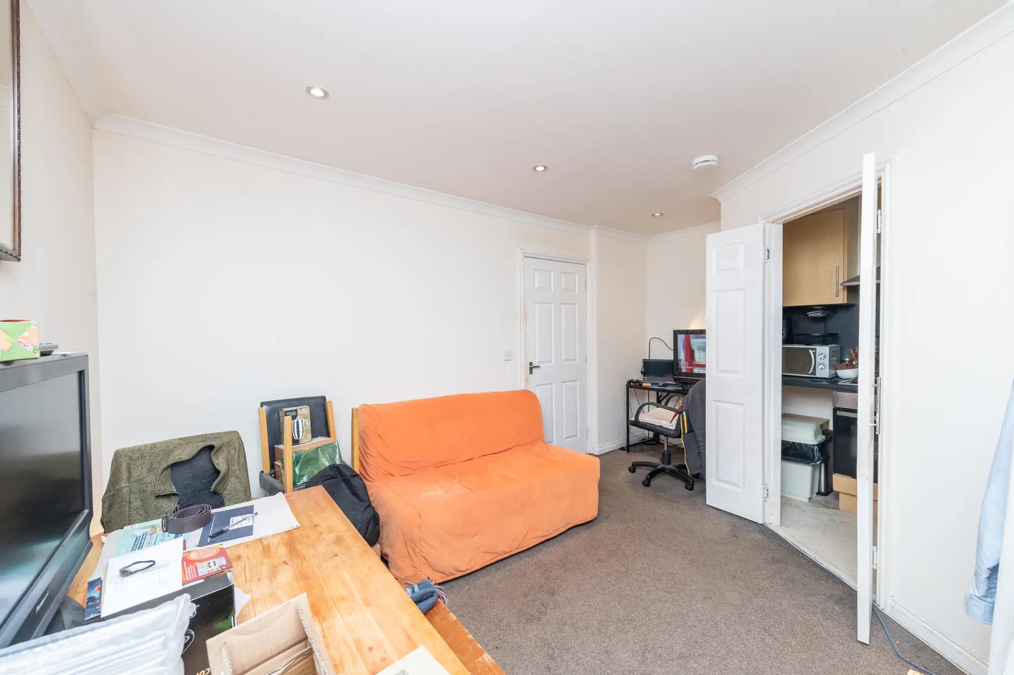 property photo 3 of 22