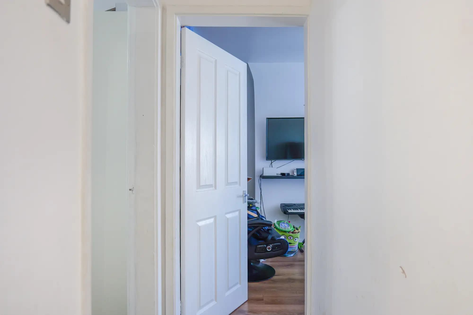 property photo 17 of 23