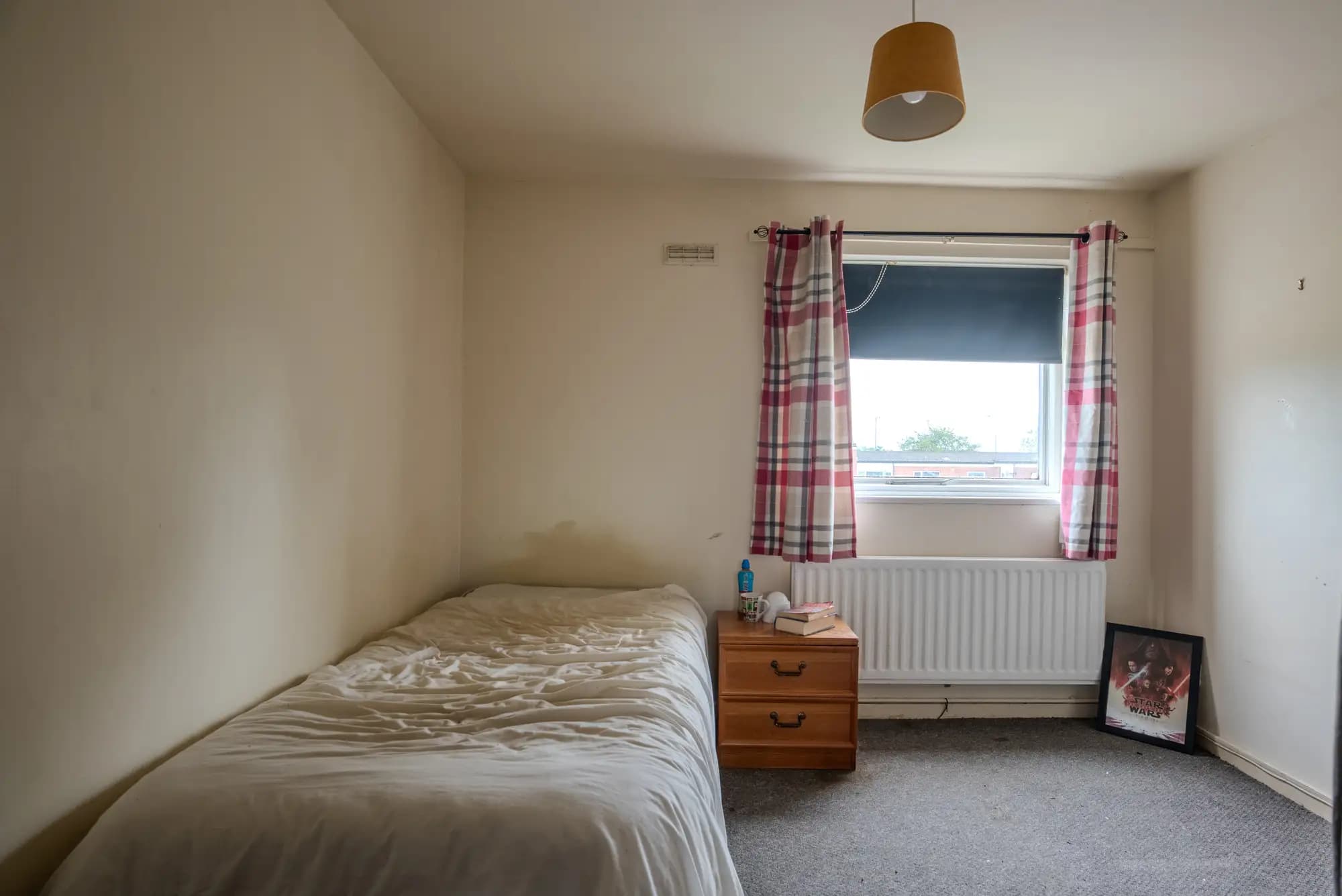property photo 8 of 16