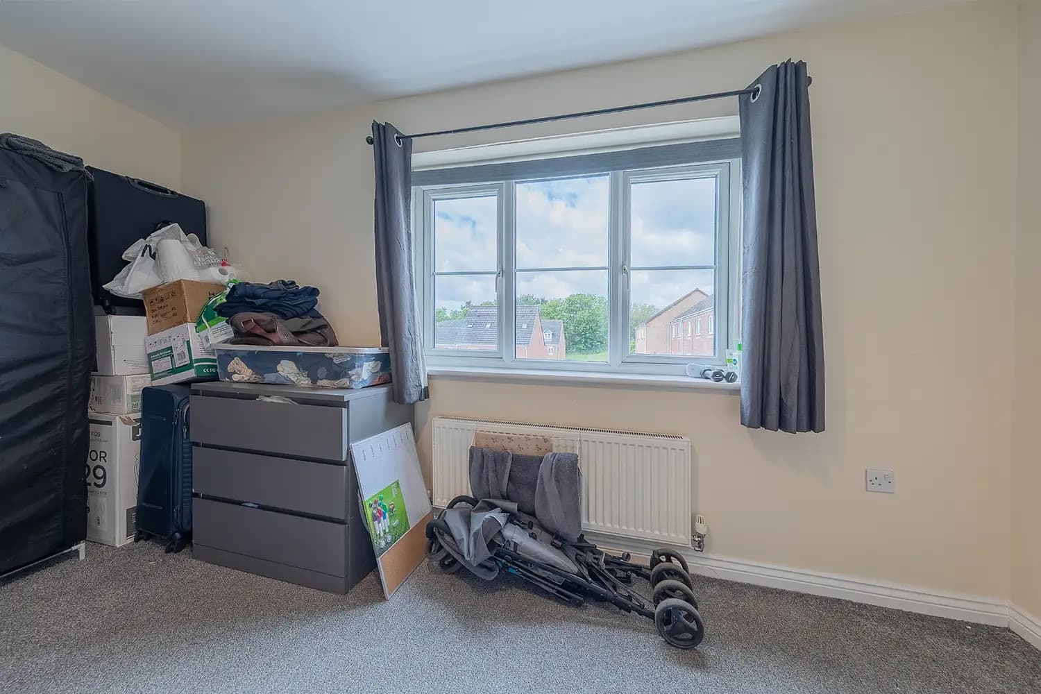 property photo 13 of 25