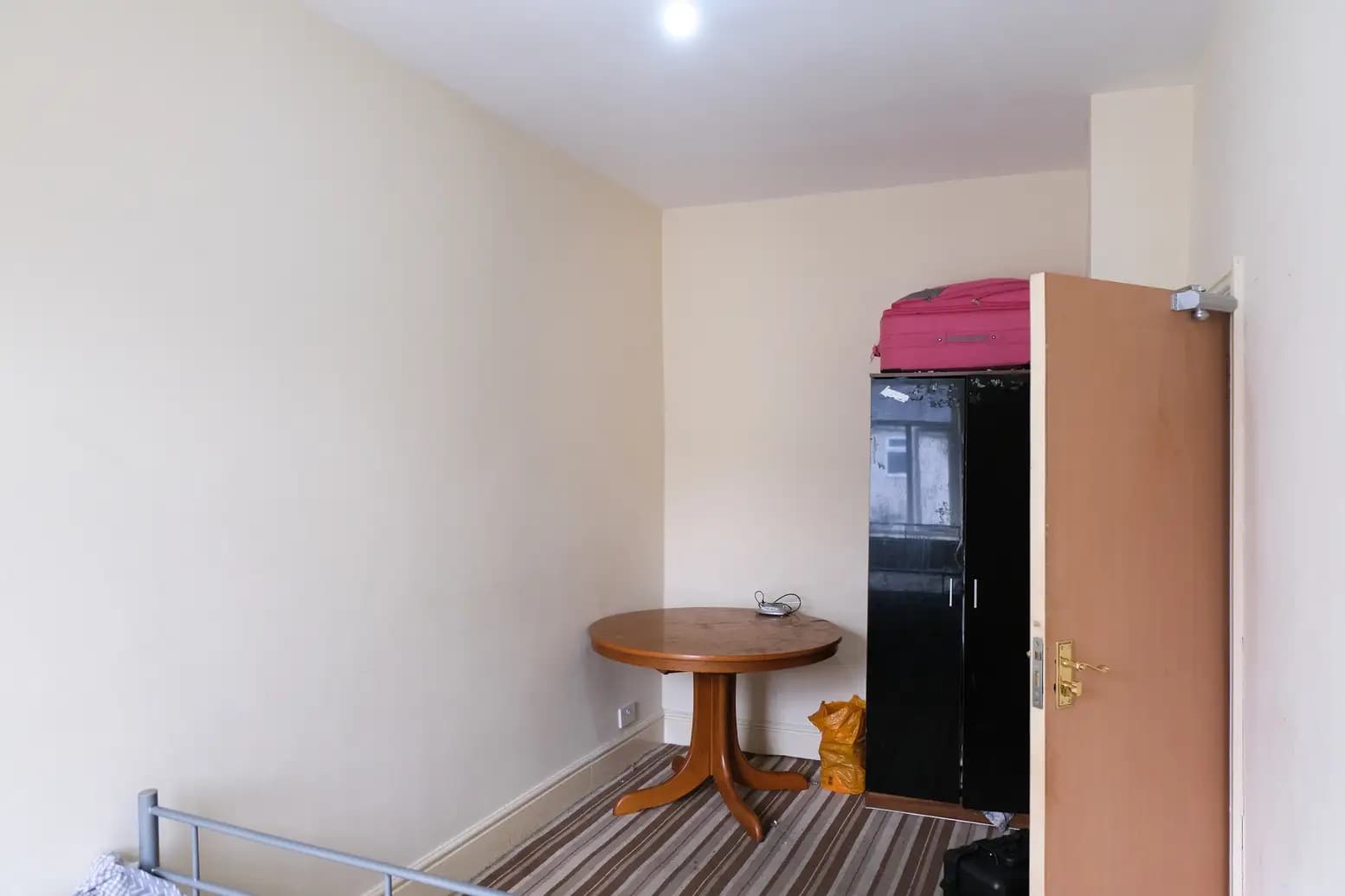 property photo 12 of 18