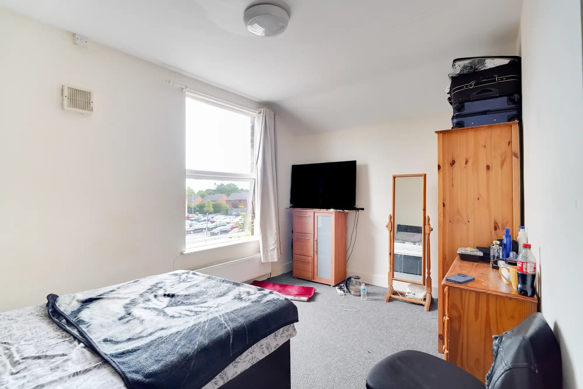 property photo 41 of 57