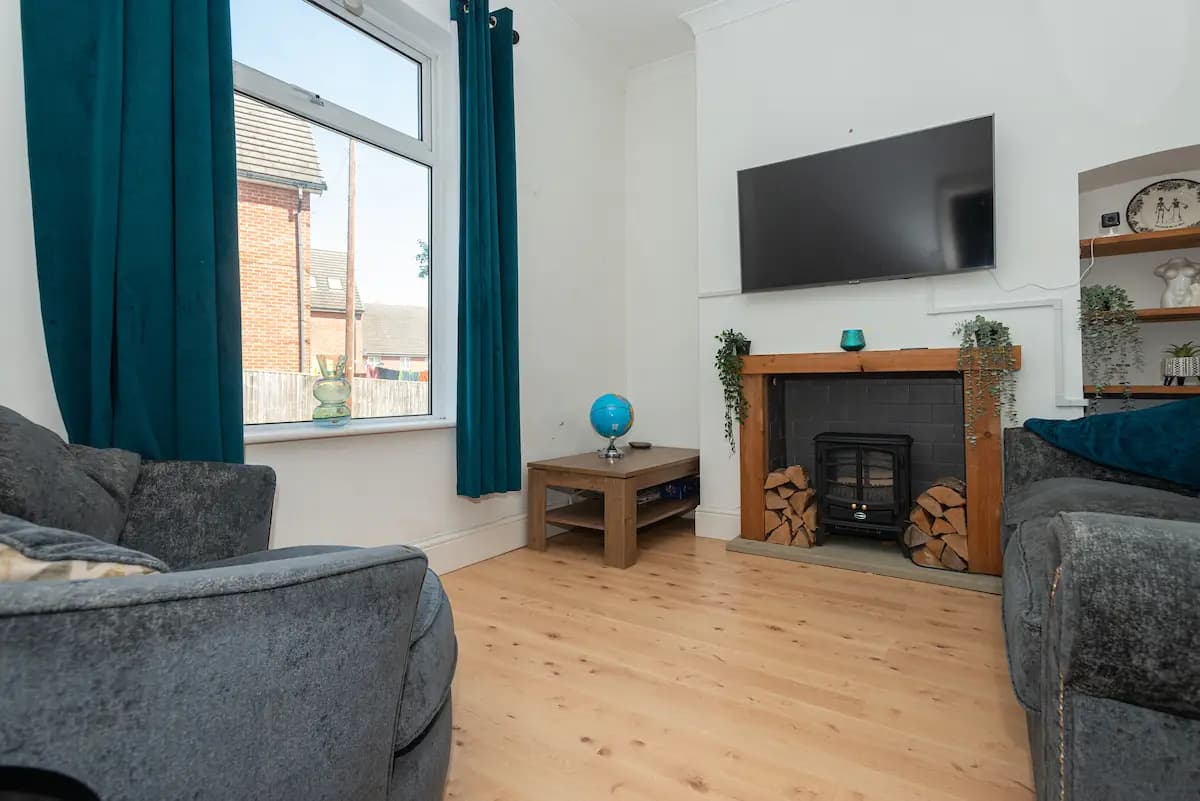 property photo 10 of 55