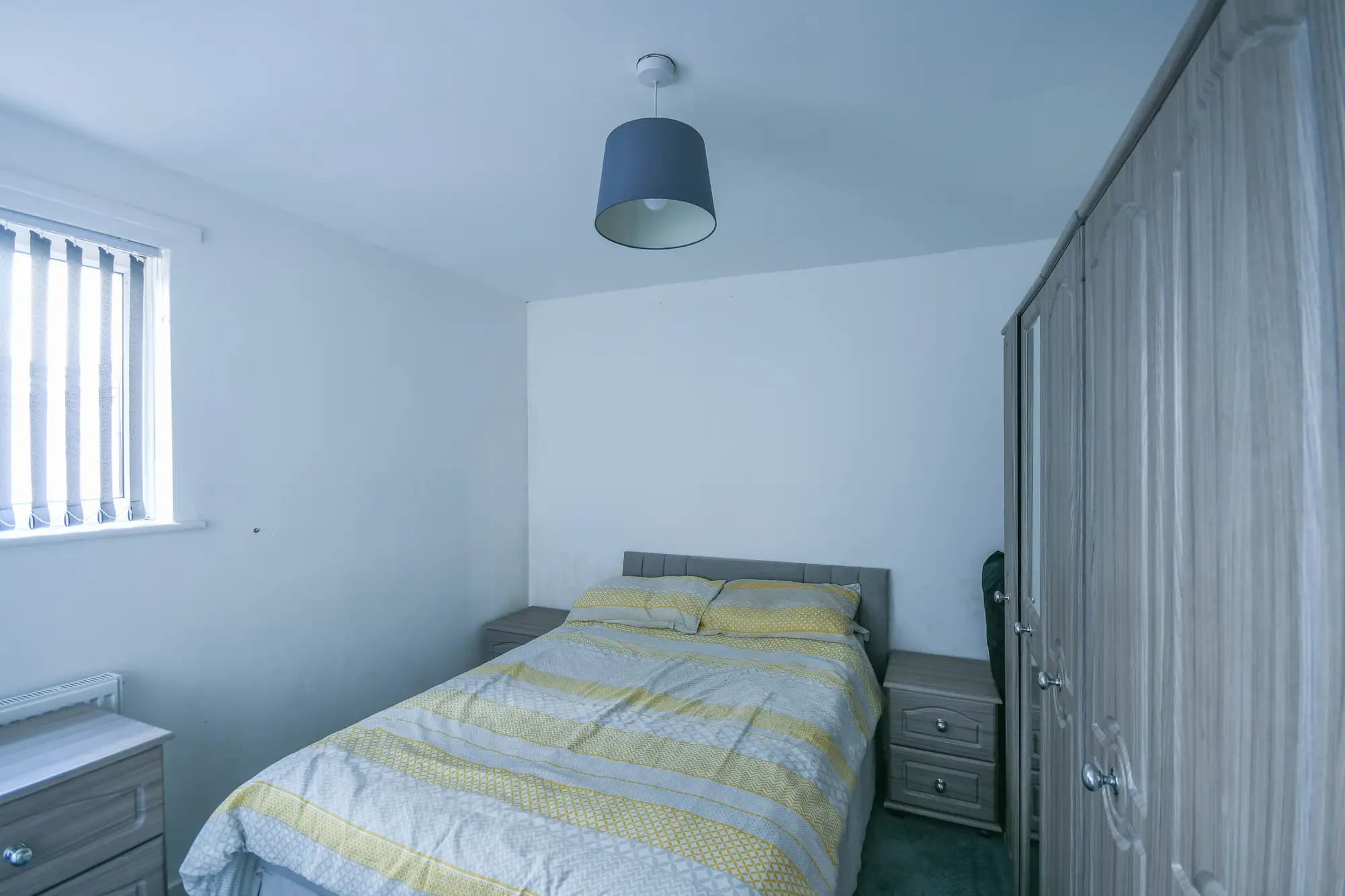 property photo 11 of 17