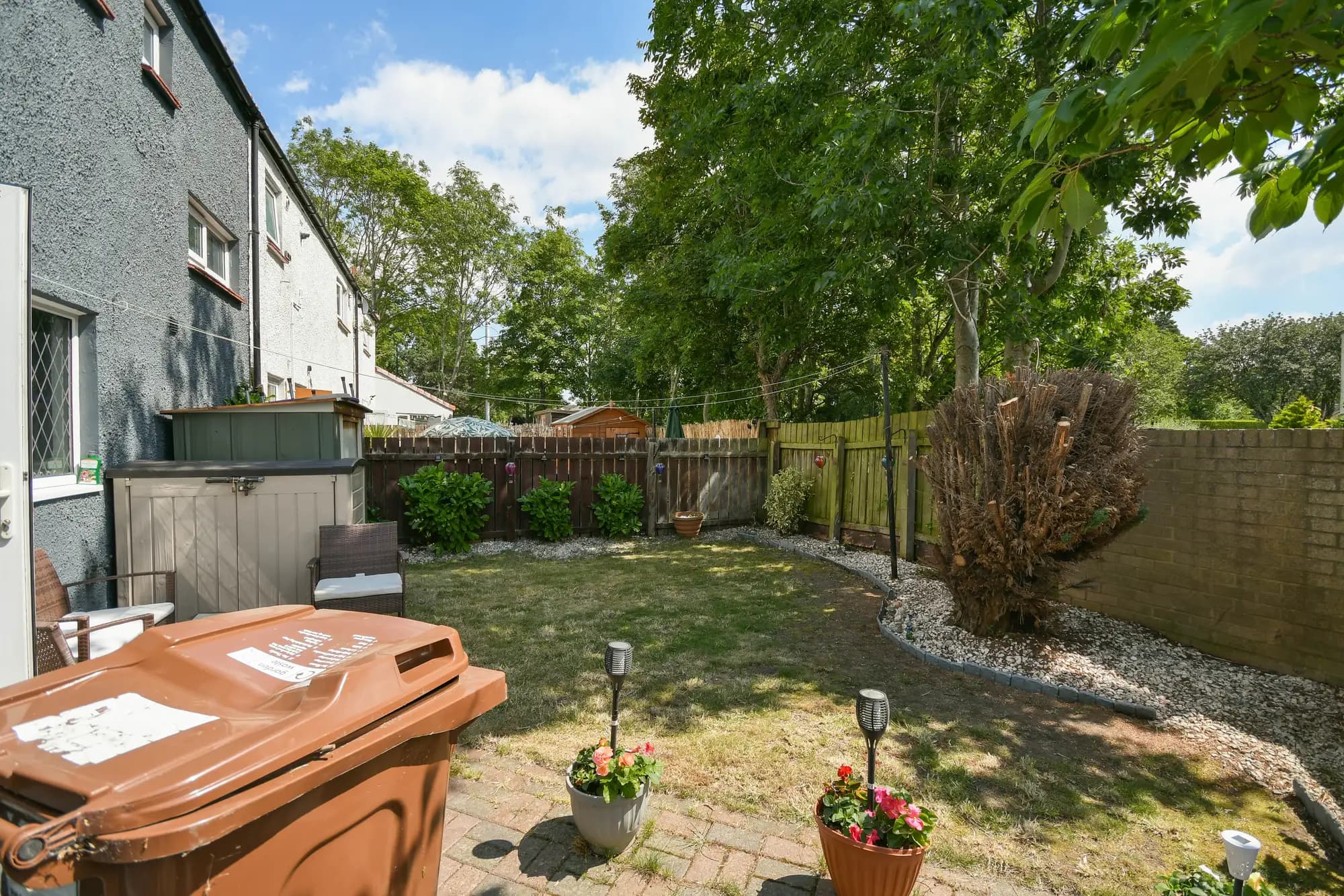 property photo 16 of 17