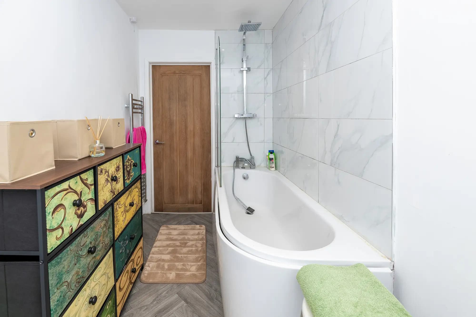 property photo 9 of 22