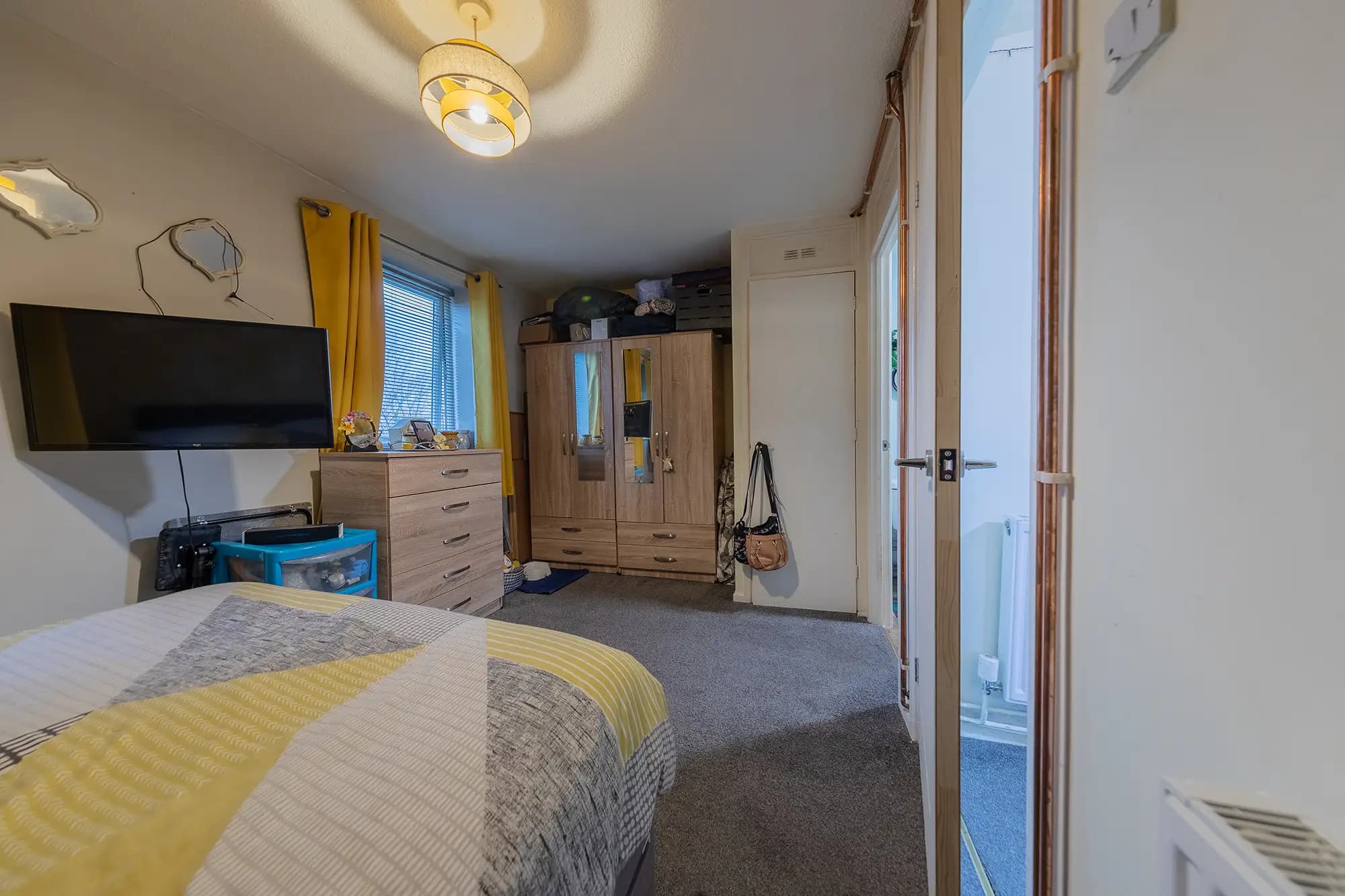 property photo 13 of 17