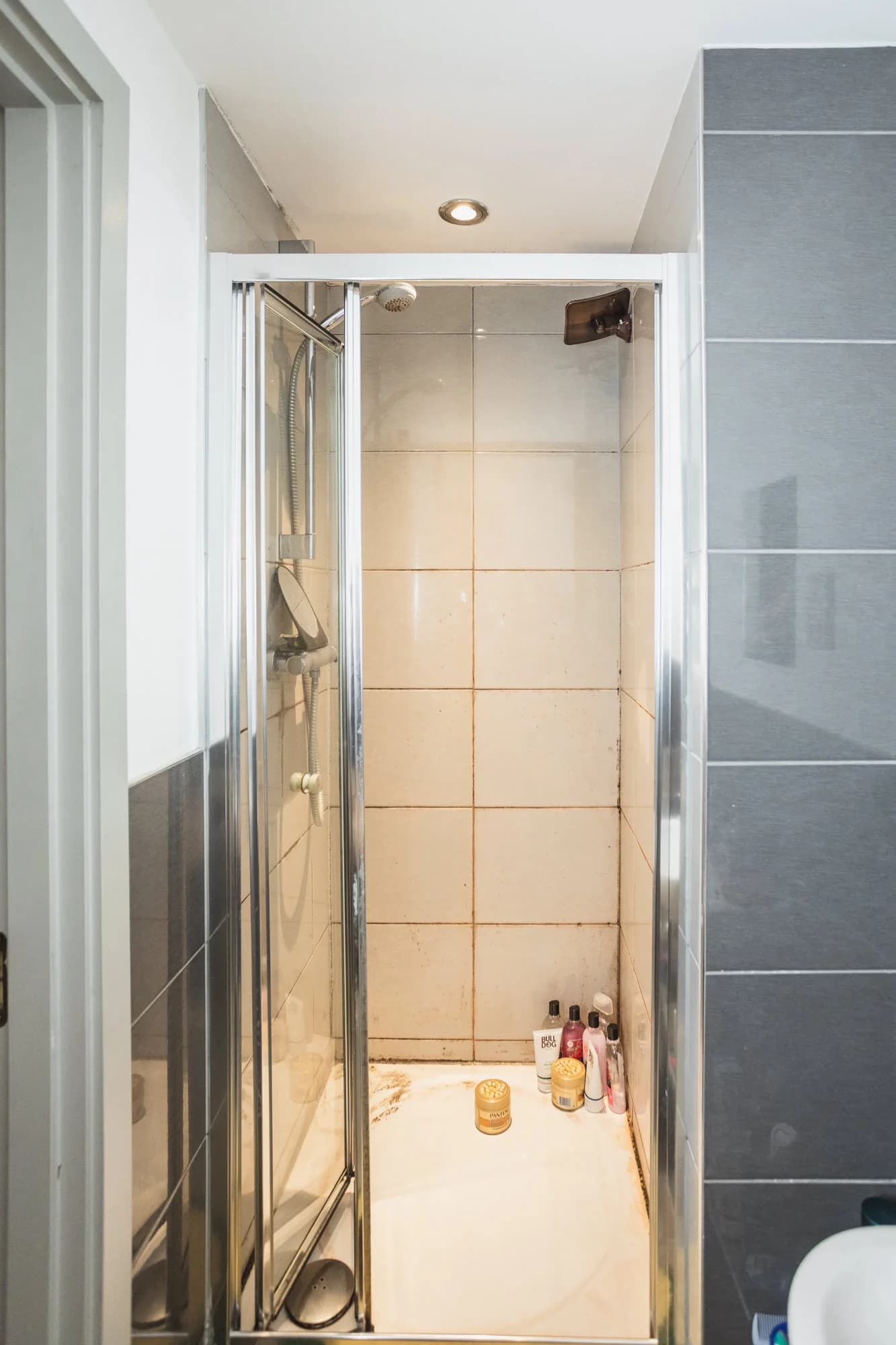 property photo 11 of 25