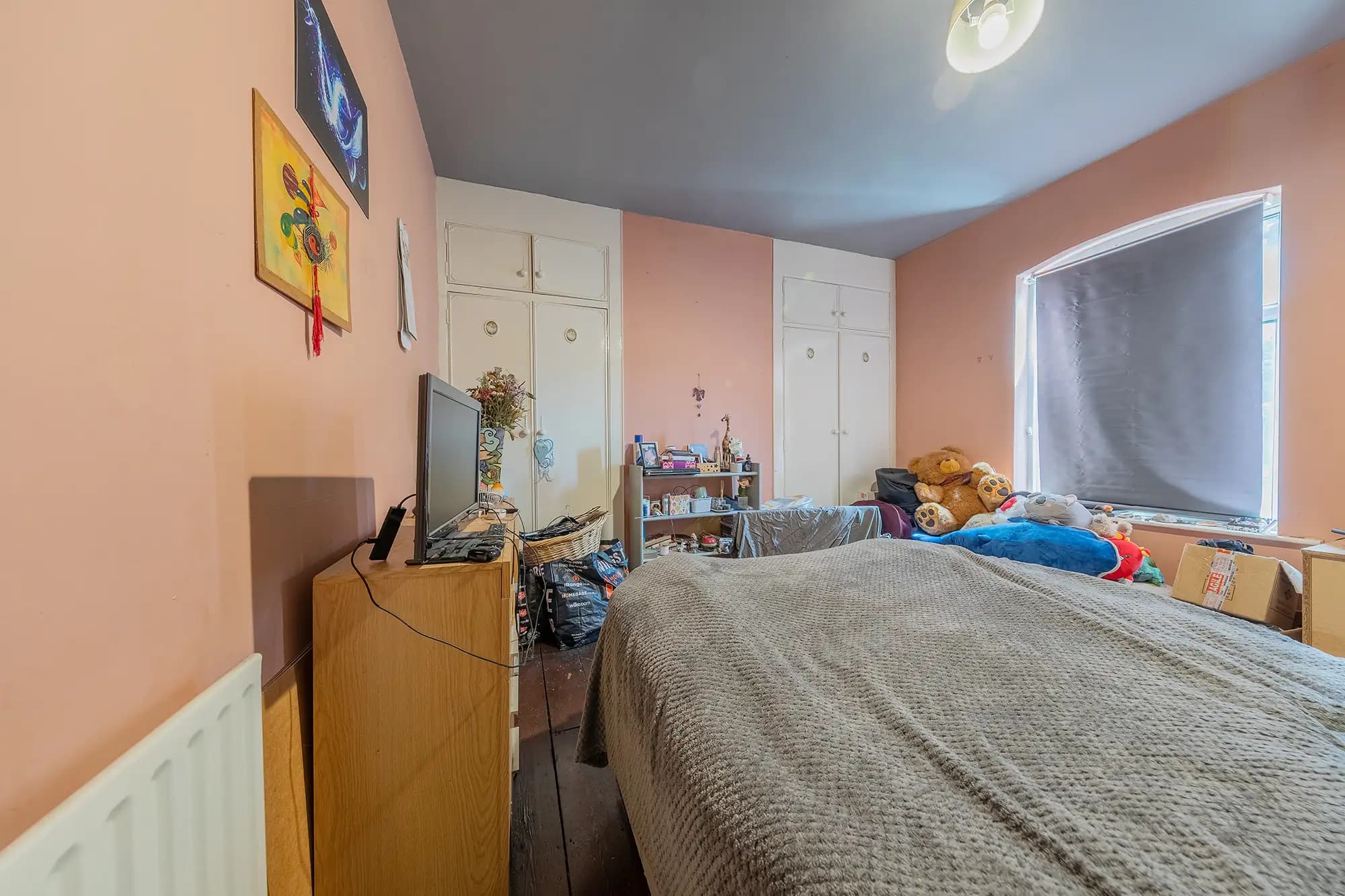 property photo 17 of 27