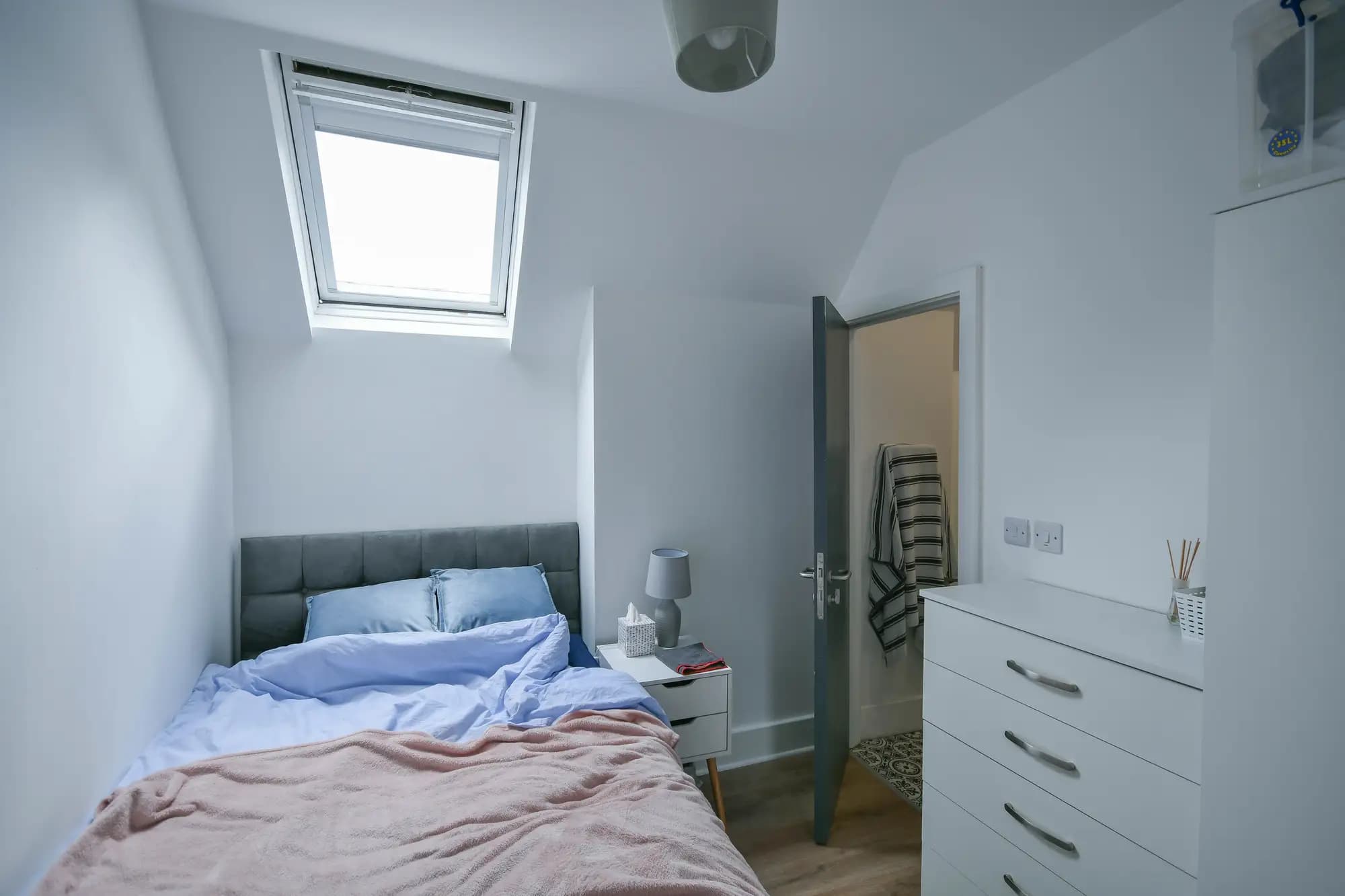 property photo 22 of 30