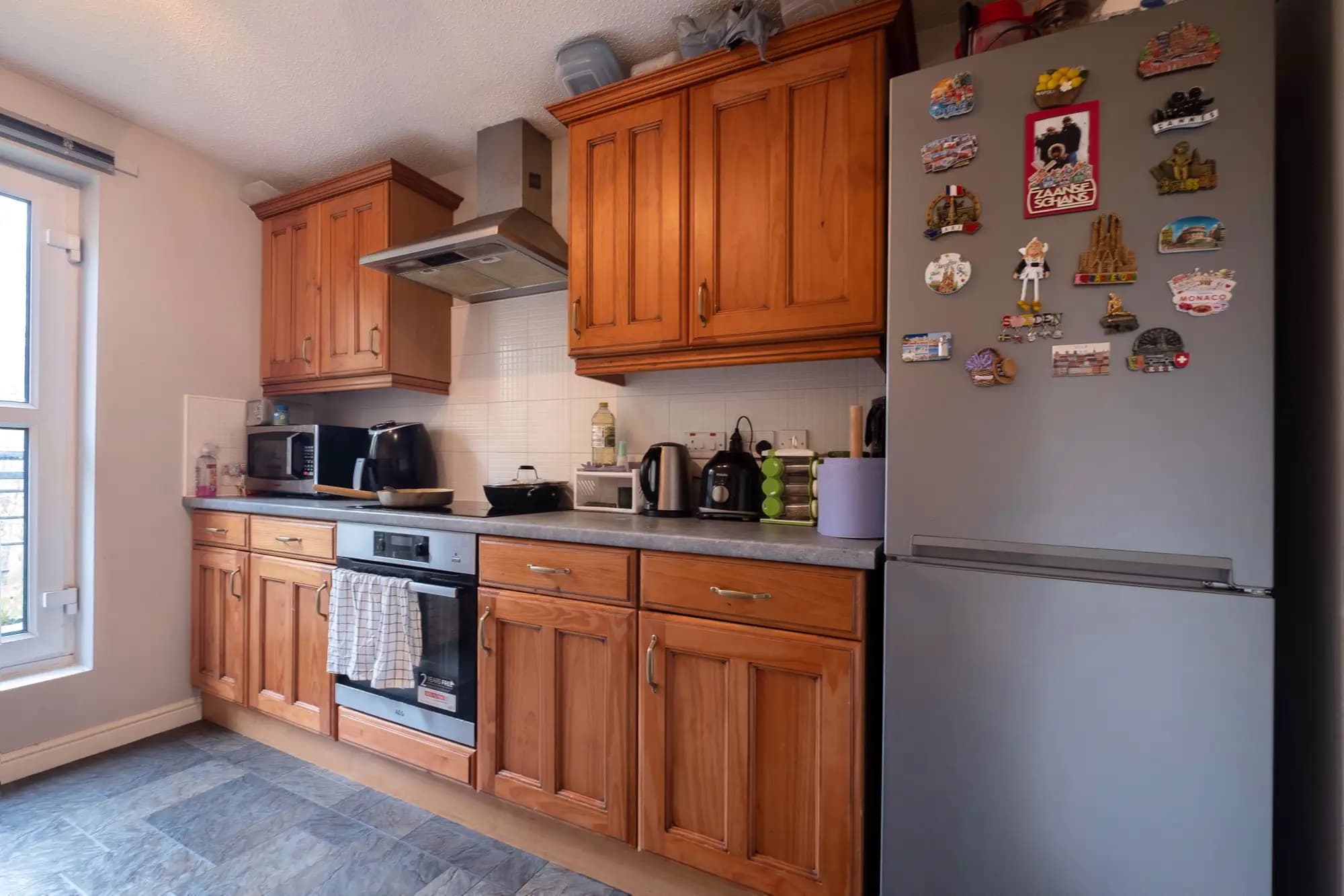 property photo 6 of 29