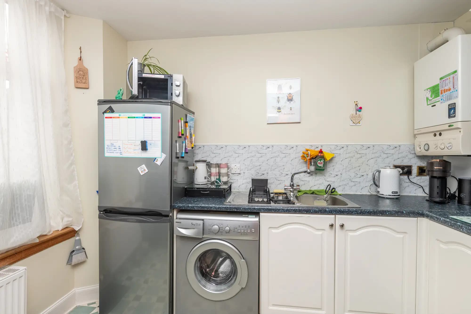 property photo 9 of 30