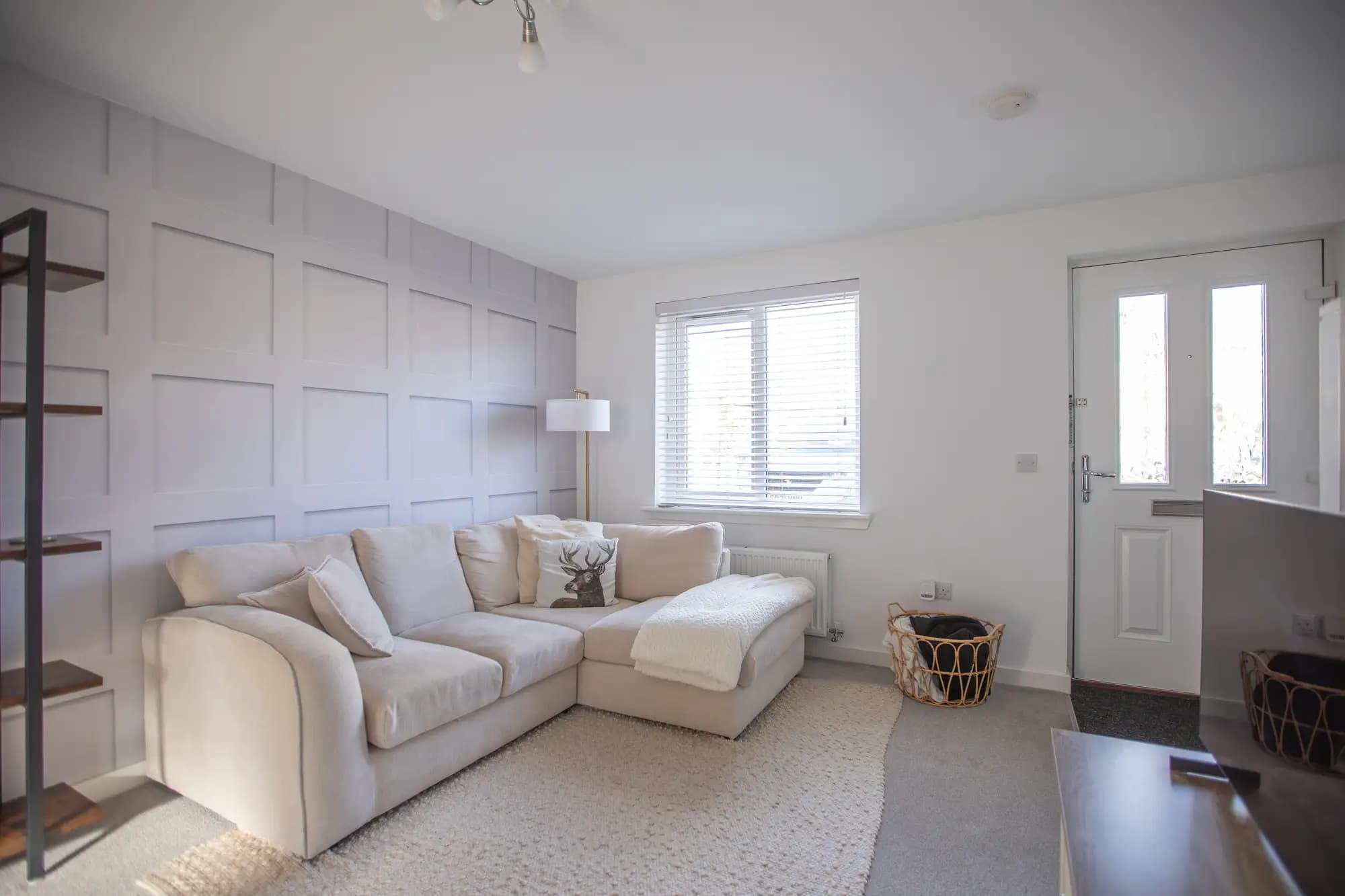 property photo 5 of 36