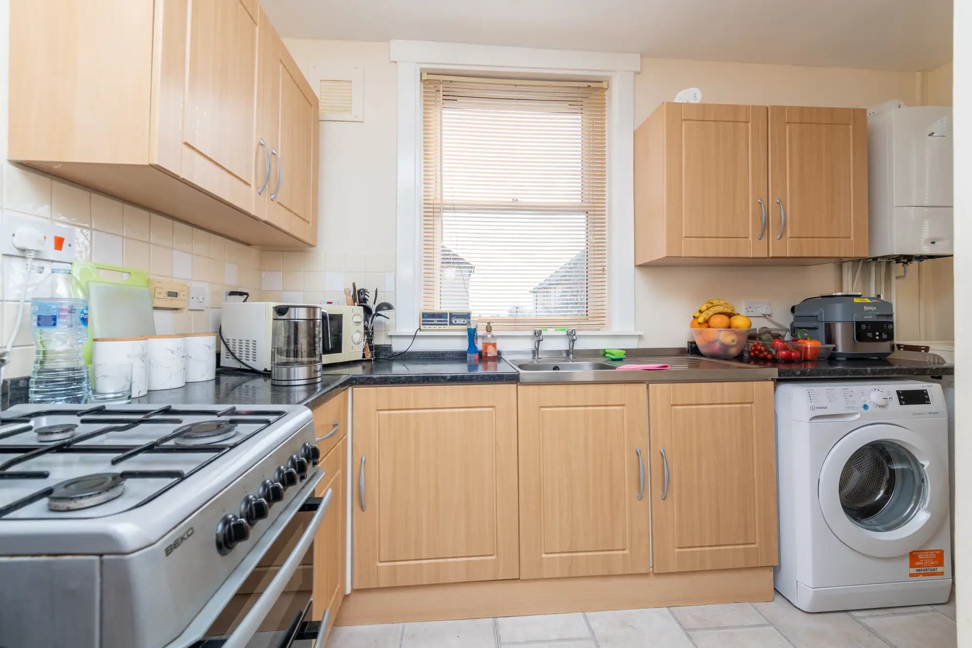 property photo 6 of 28